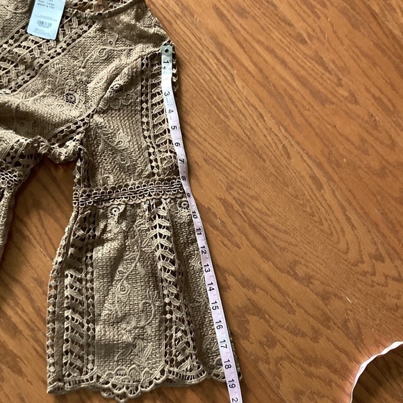 Suzanne Betro Scoop Neck Bell Sleeved Lace Dress New With Tags Size Large - Picture 12 of 12